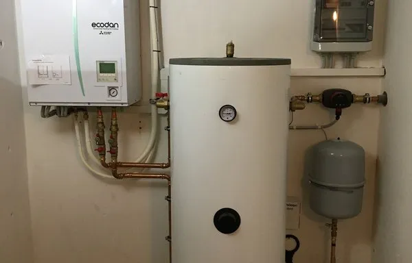 Mitsubishi Ecodan s akumulační nádrží